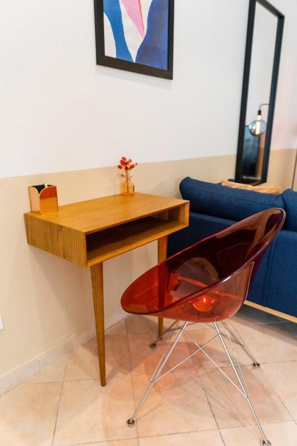 Roma Reva: Design Et Home Cinema Nimes Exterior foto