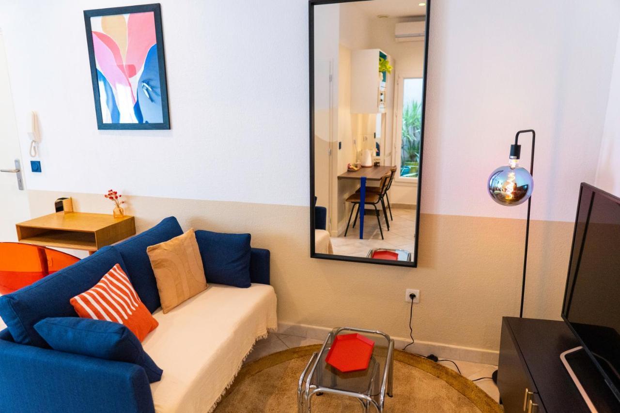 Roma Reva: Design Et Home Cinema Nimes Exterior foto
